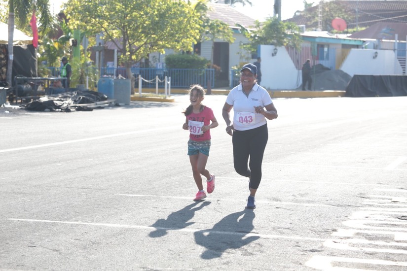 carrera-mujeres-celebracion